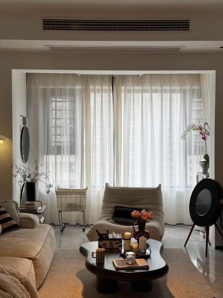 Căn Hộ Tone Kem (2)